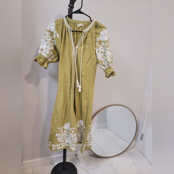 JULIA AMORY Sz XS Embroidered Dress - Picture 1 of 8